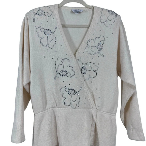 Vintage St John for Saks Sweater with bejeweled floral pattern 10 medium - Picture 4 of 7